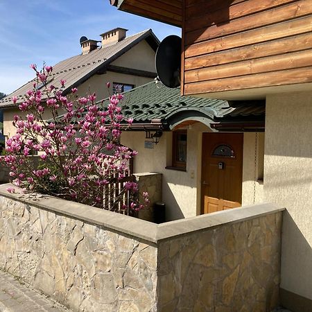 Apartamenty-Studio Noclegi Wczasy Wakacje Ferie - Pobyty Rodzinne Rabka Exterior photo