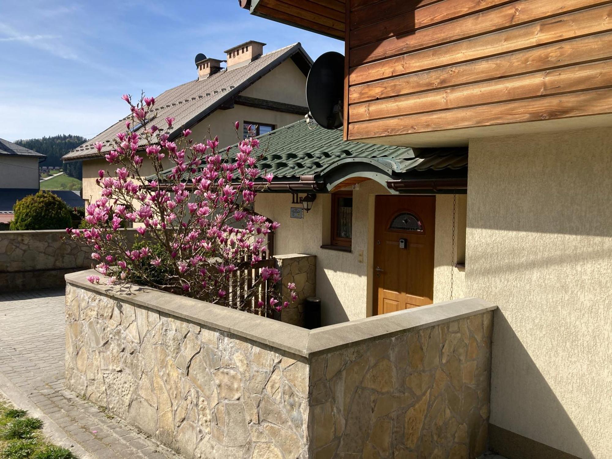Apartamenty-Studio Noclegi Wczasy Wakacje Ferie - Pobyty Rodzinne Rabka Exterior photo